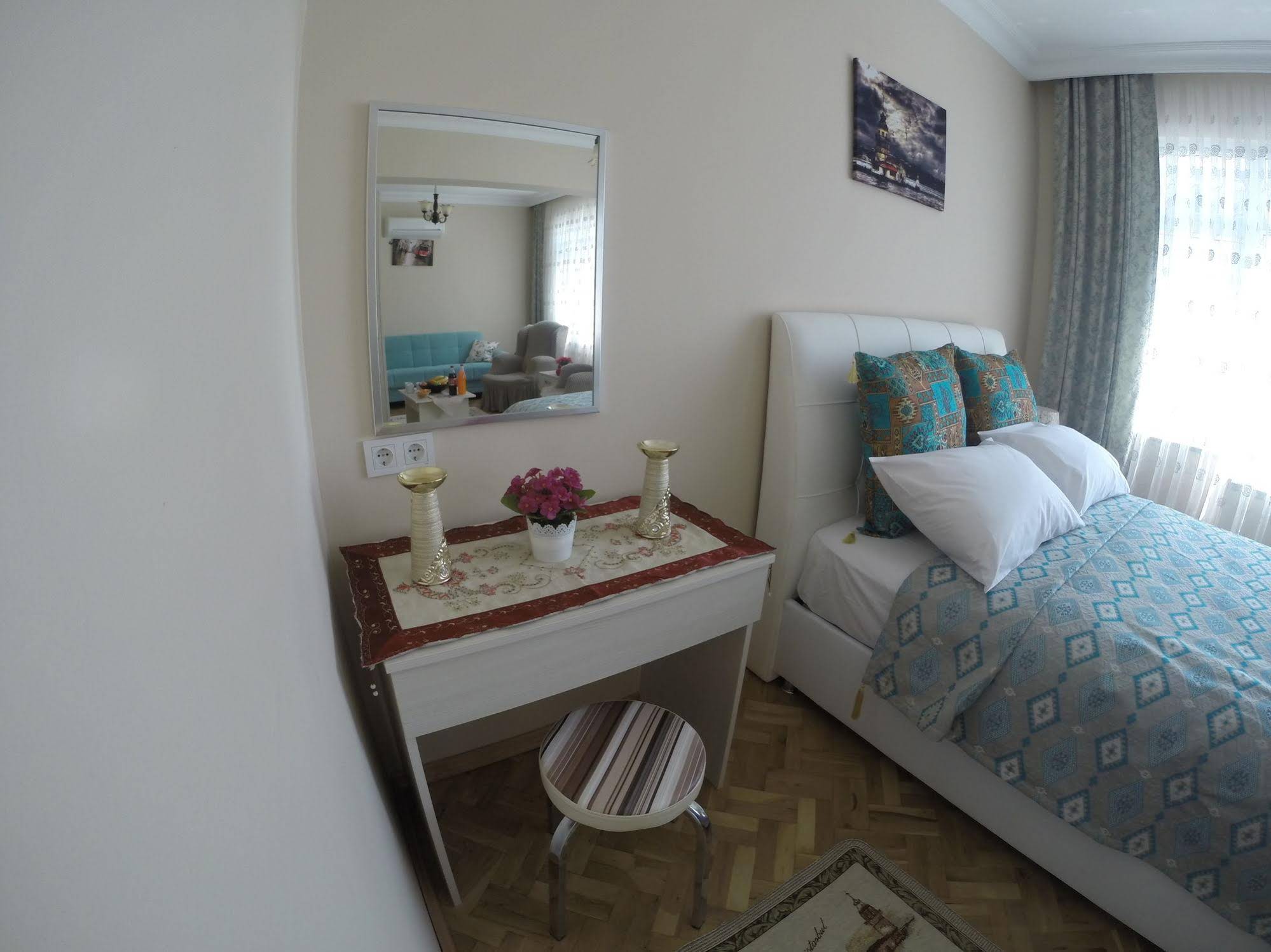 Atam Suites & Apart