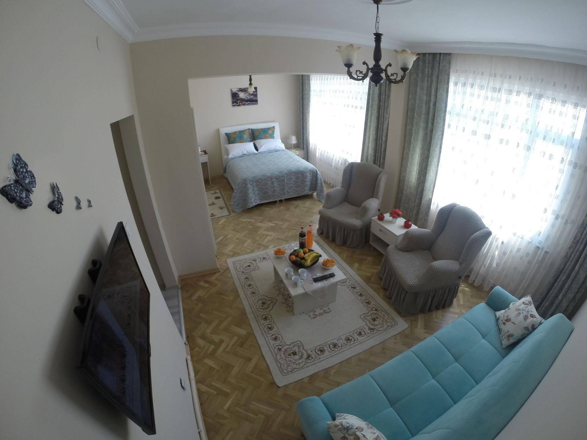 Atam Suites & Apart