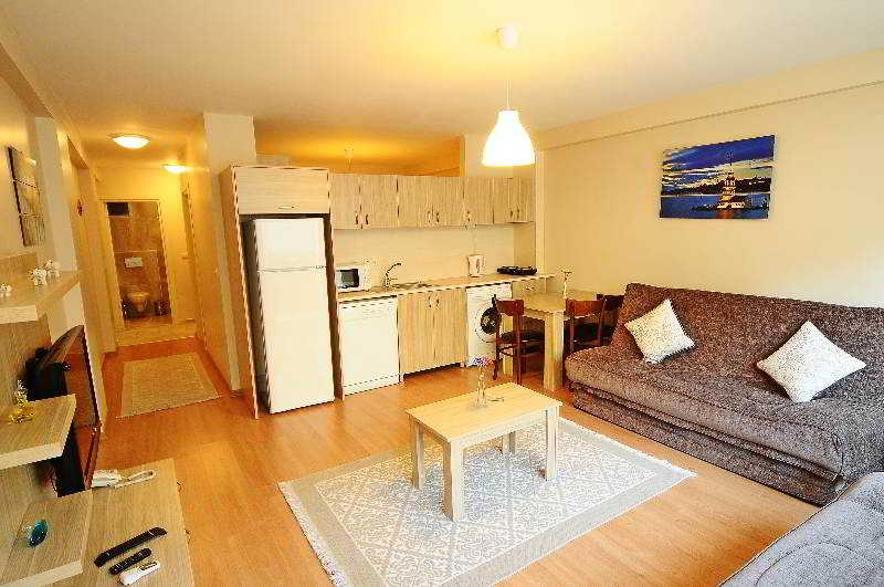 Atrium Suites