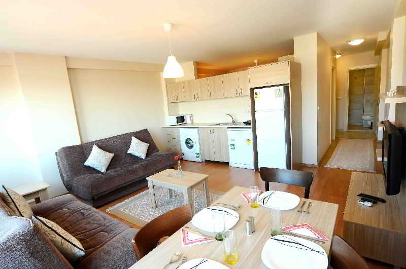 Atrium Suites