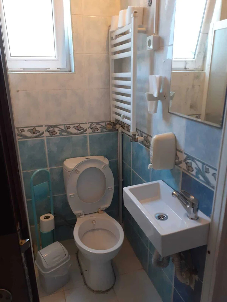 Avrasya Hostel