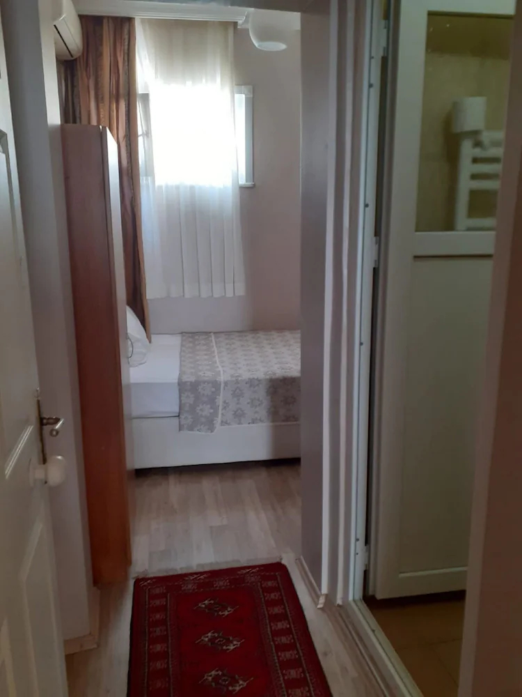 Avrasya Hostel
