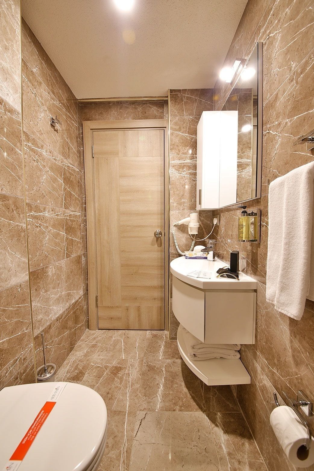 Ayramin Deluxe Hotel