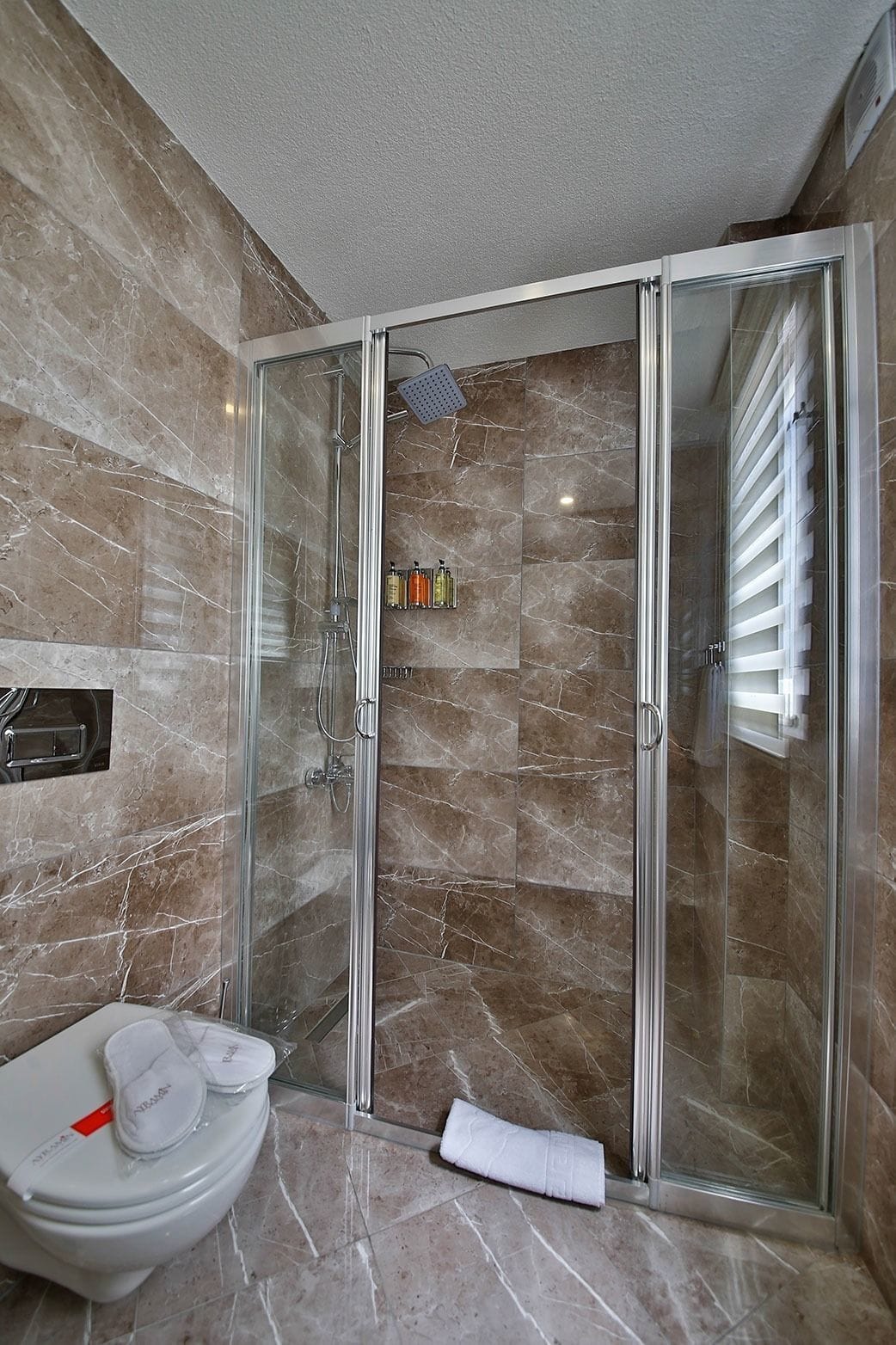 Ayramin Deluxe Hotel