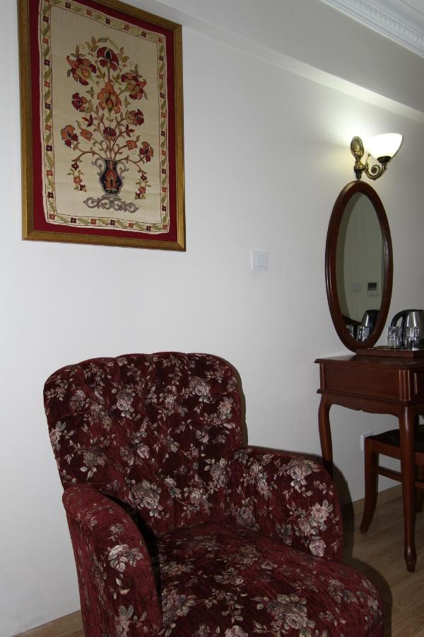 Basileus Hotel