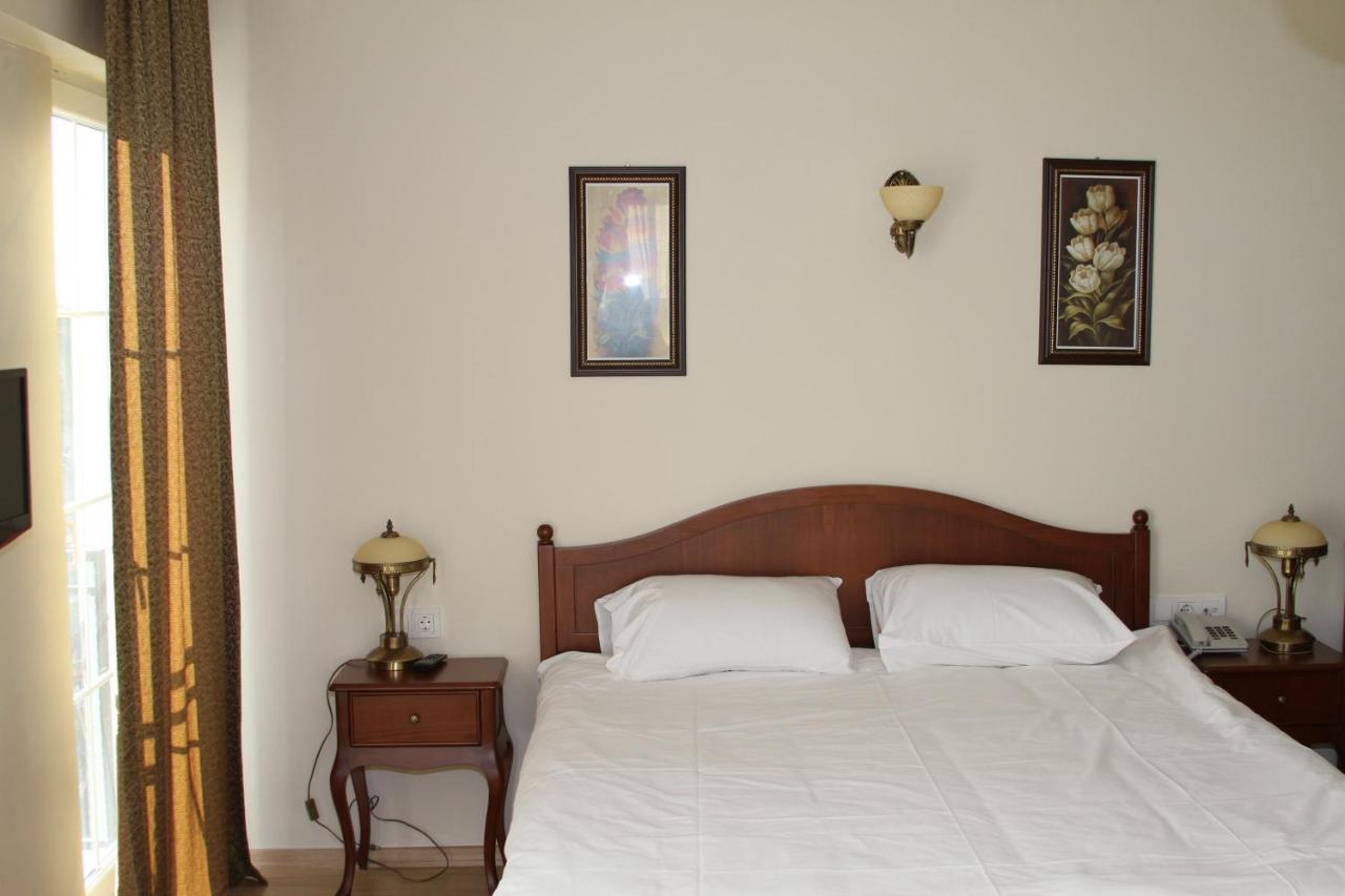 Basileus Hotel