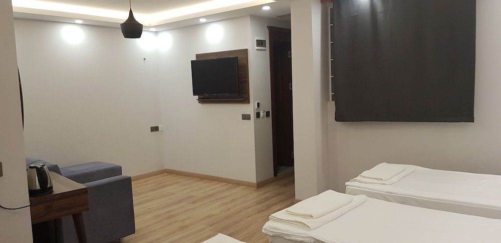 Basilissis Hotel