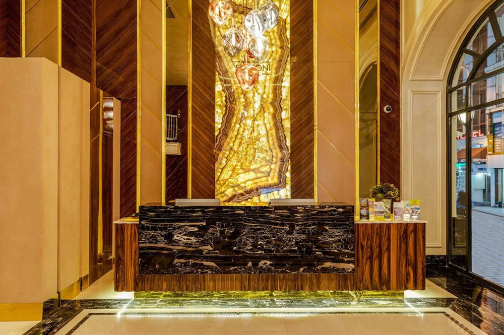 Beethoven Senfoni Hotel