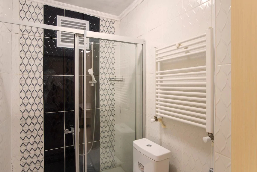 Berce Apartment & Suites