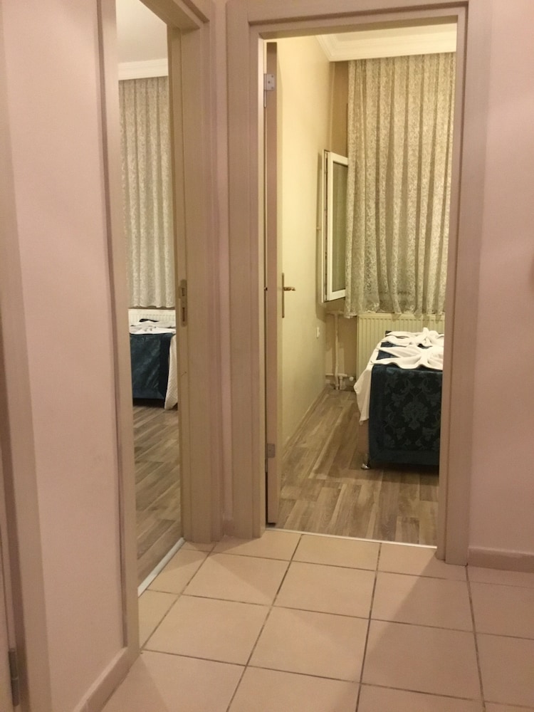 Berce Apartment & Suites