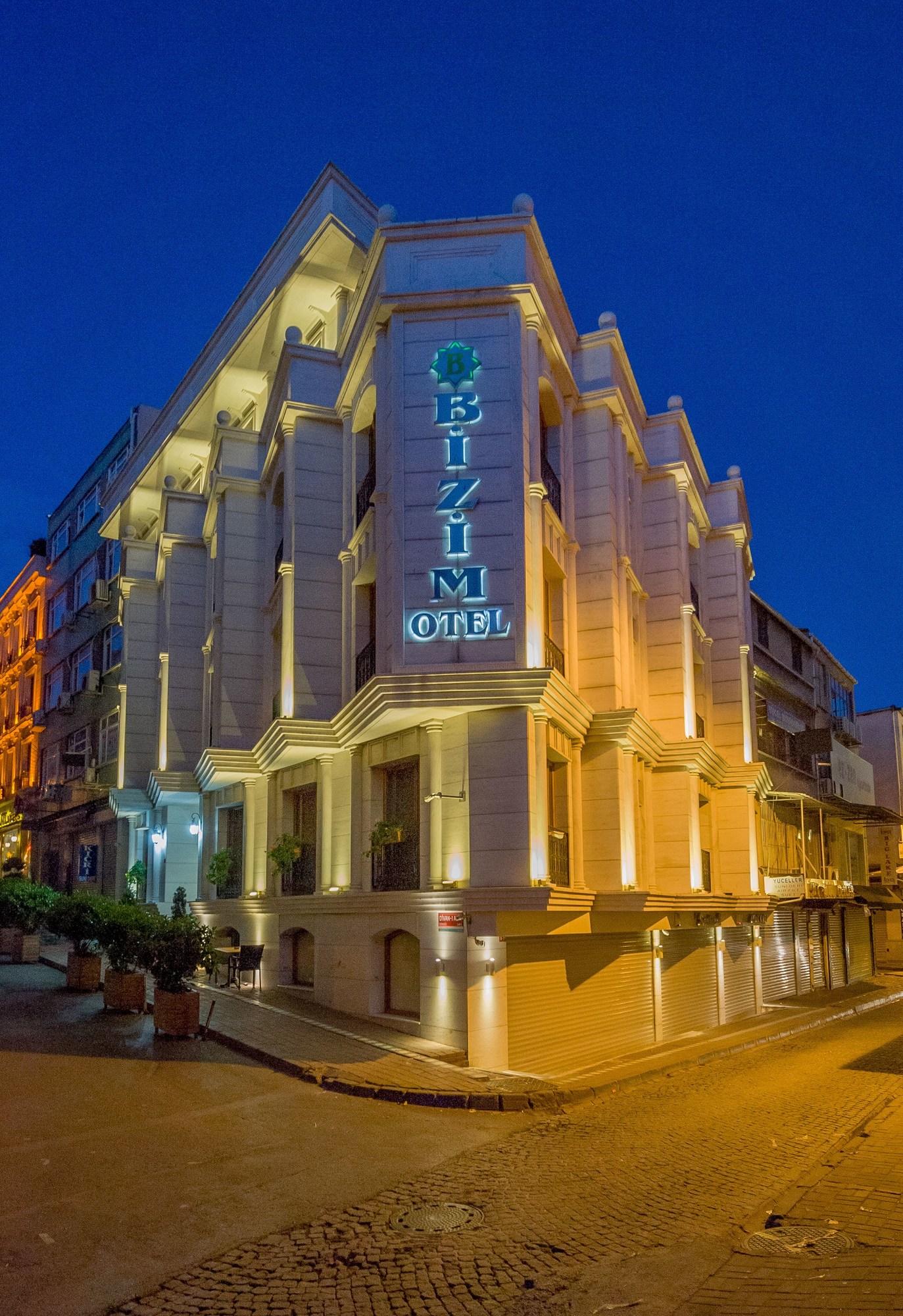 Bizim Hotel