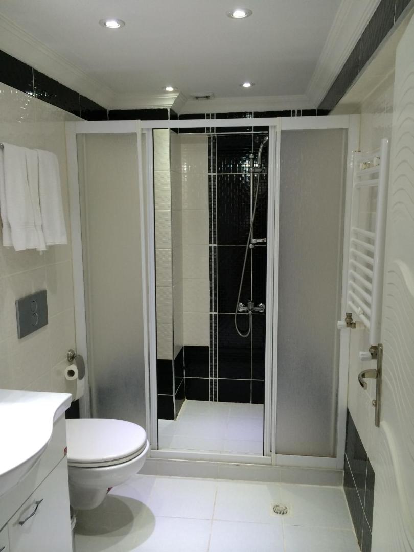 Black Bird Suite Hotel