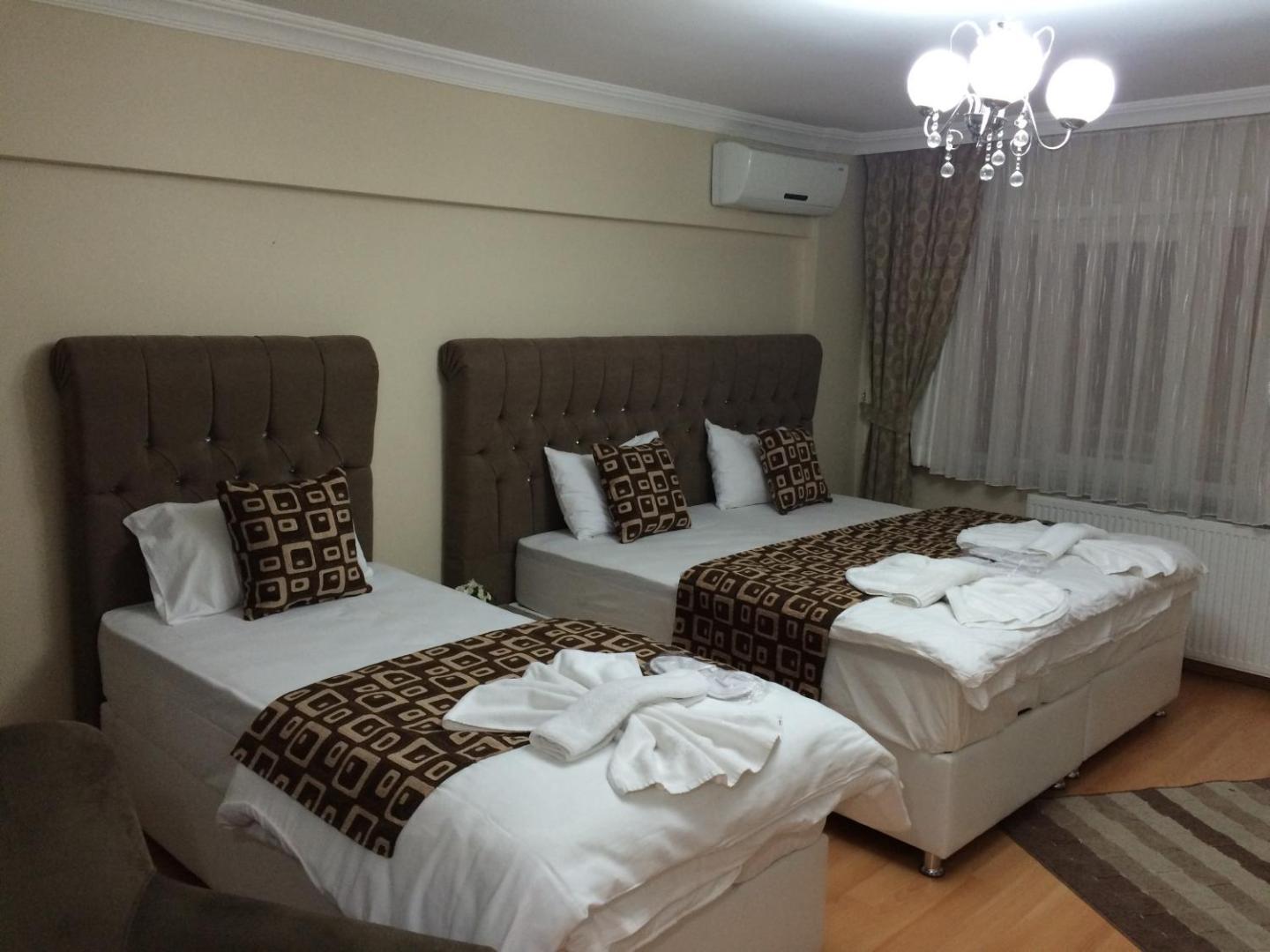 Black Bird Suite Hotel