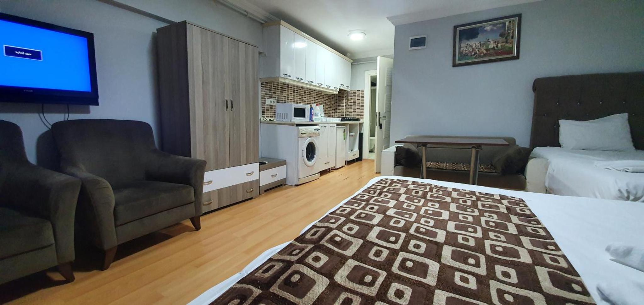 Black Bird Suite Hotel