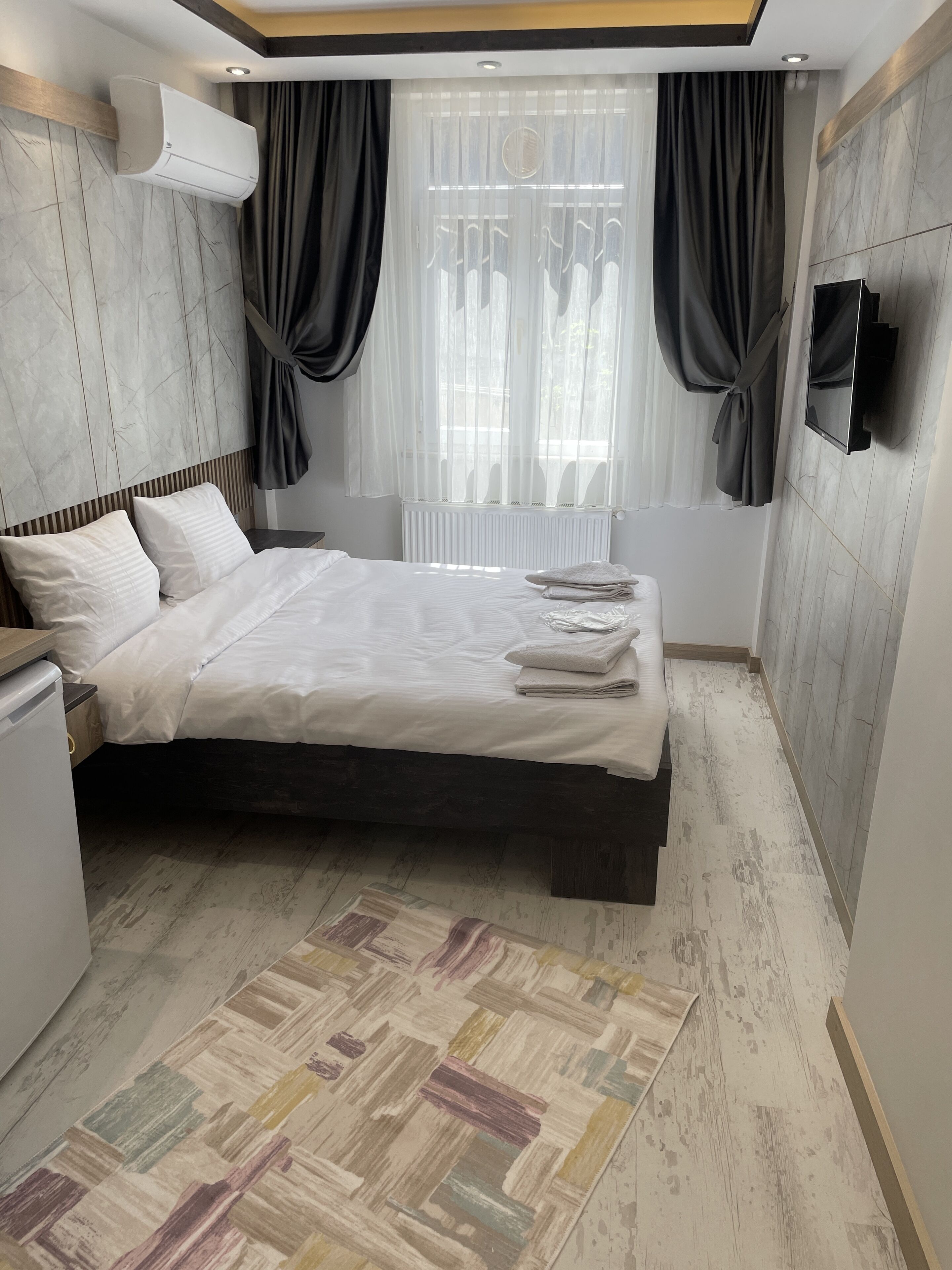 Blue Mansion Hotel