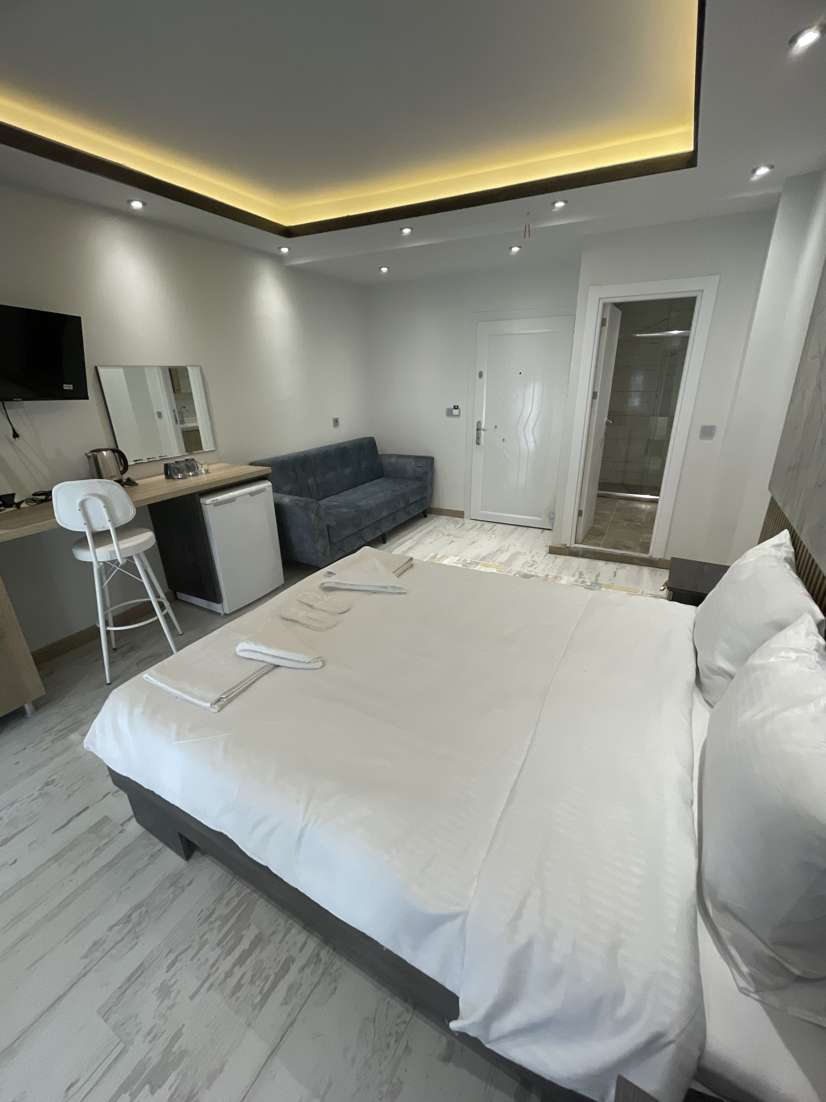 Blue Mansion Hotel