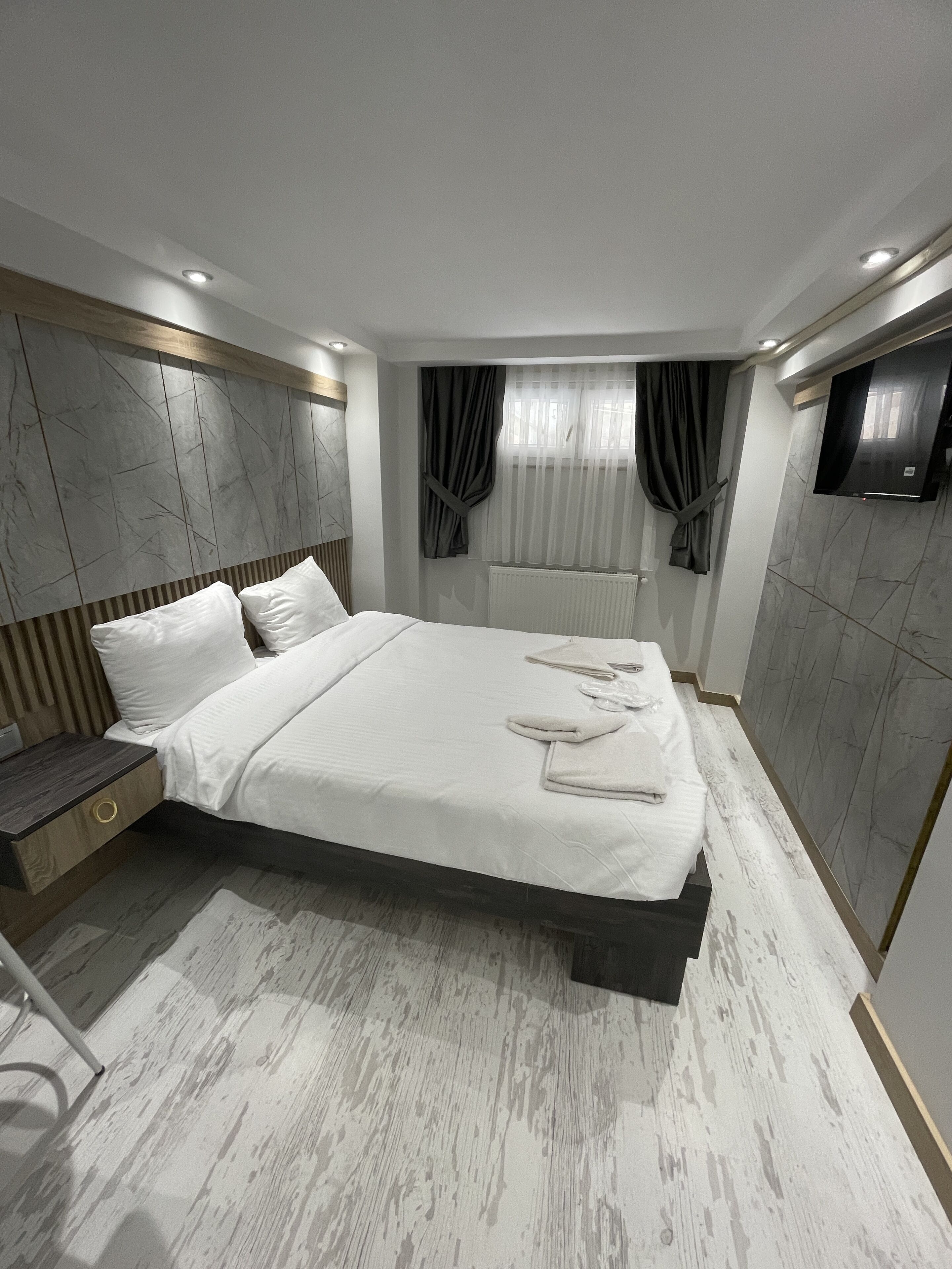Blue Mansion Hotel