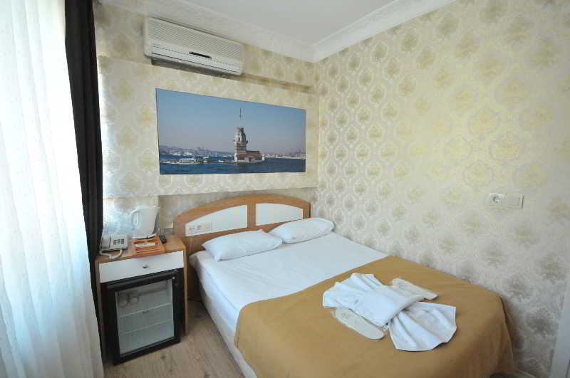 Elite Plus Family Hotel Old City