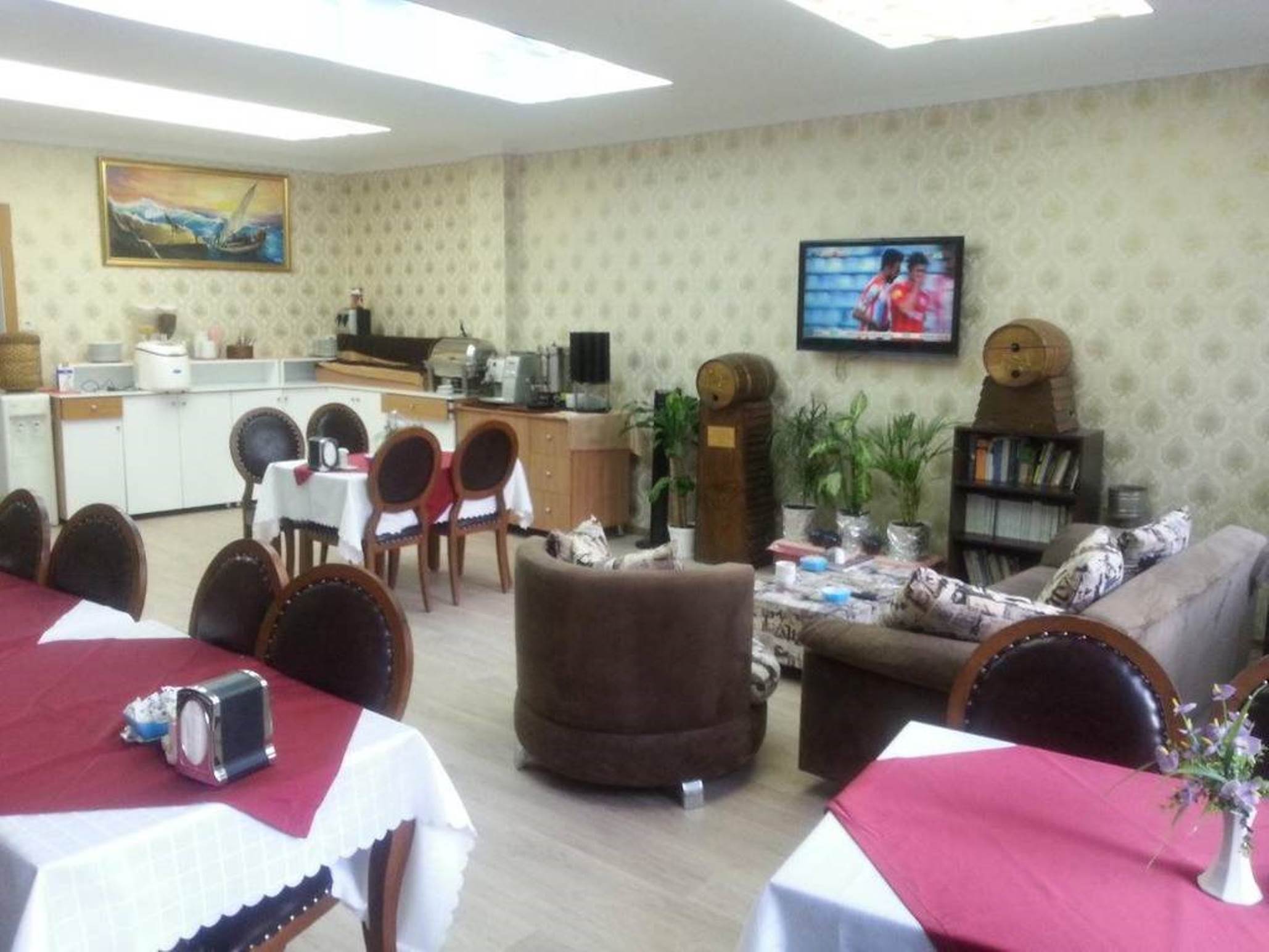 Elite Plus Family Hotel Old City