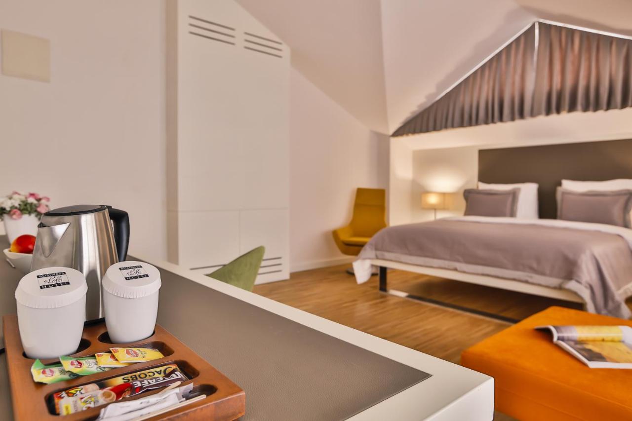 Business Life Boutique Hotel