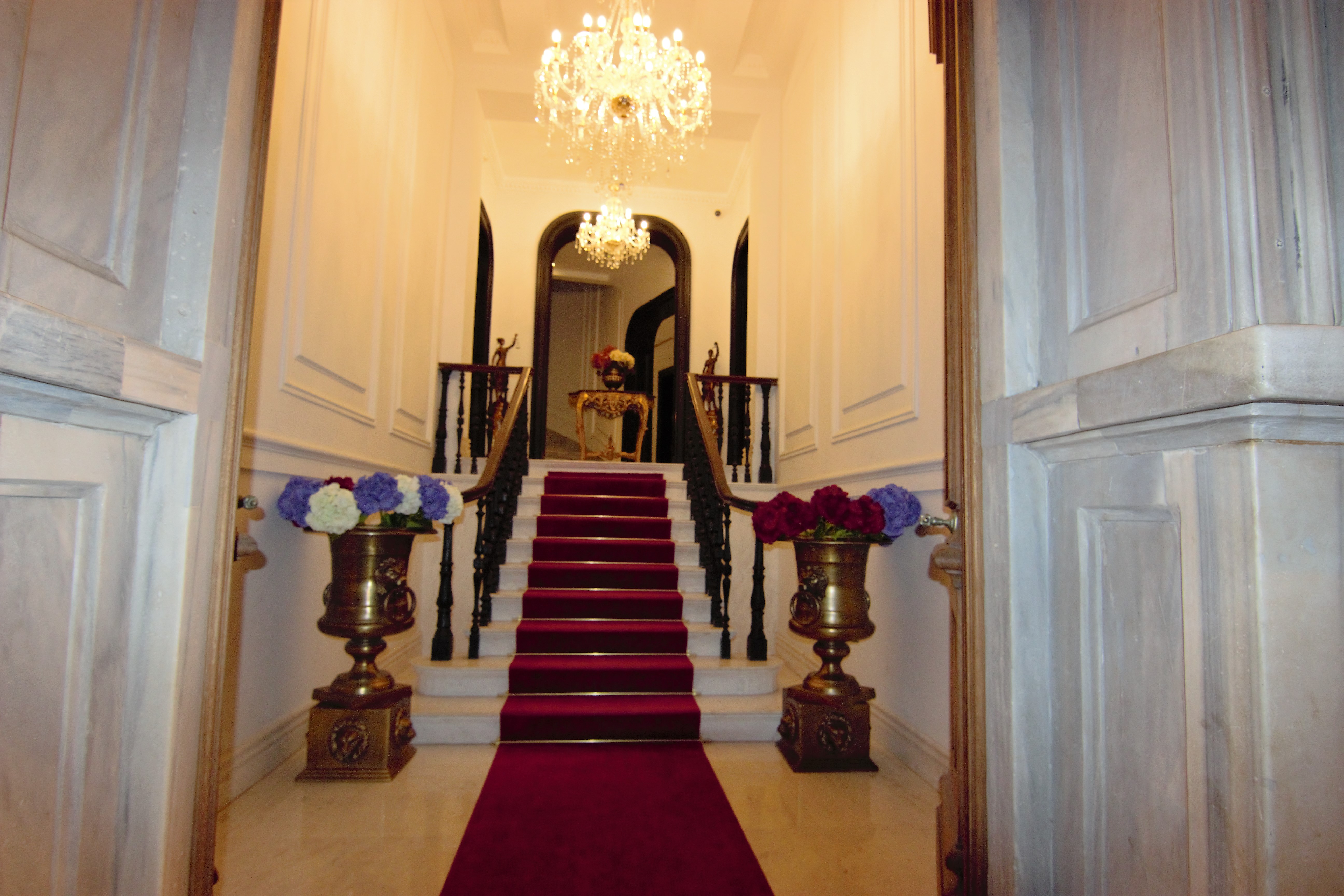 Akka Lush Hotel