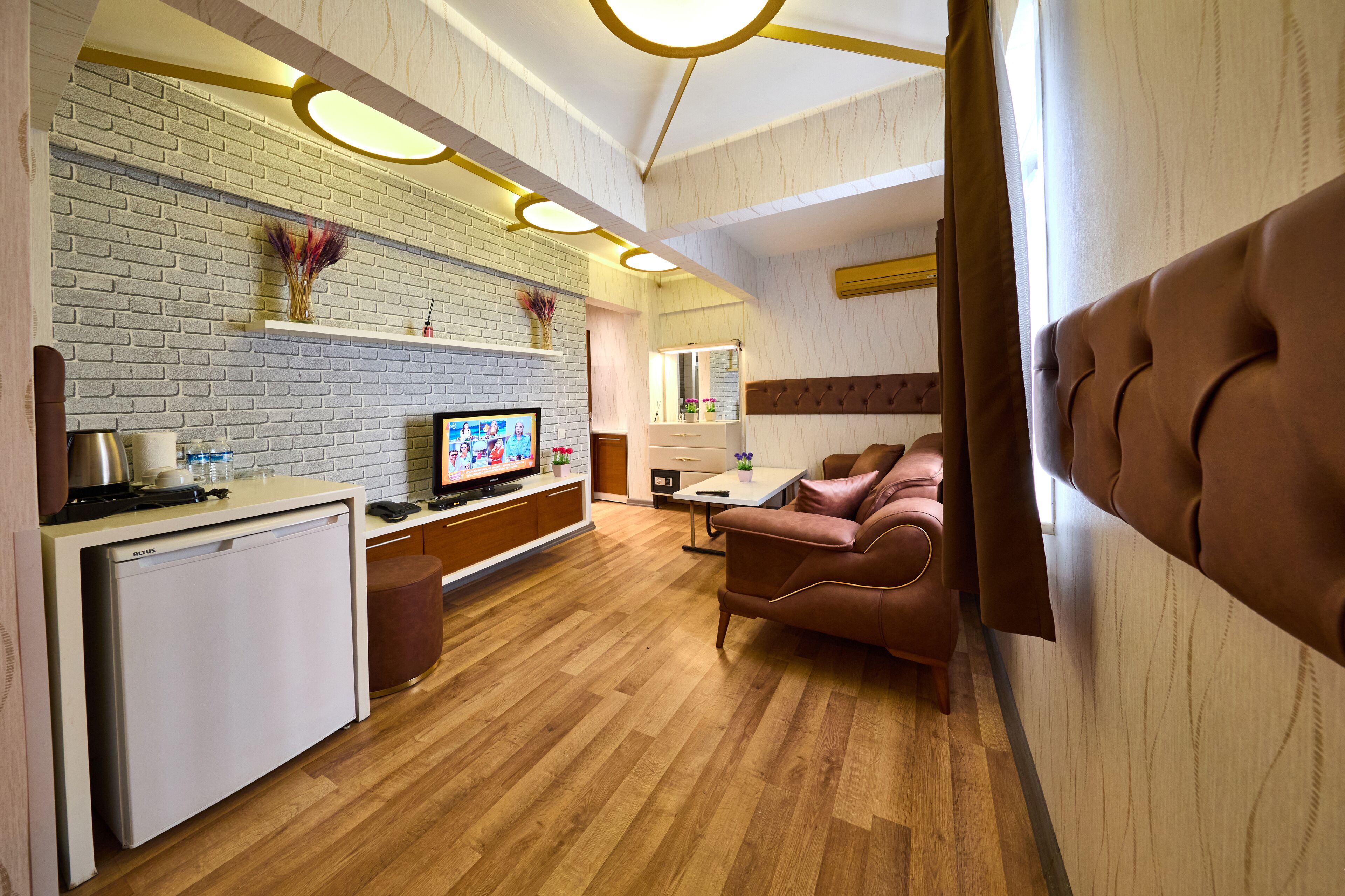 By Aydin Suite Hotel