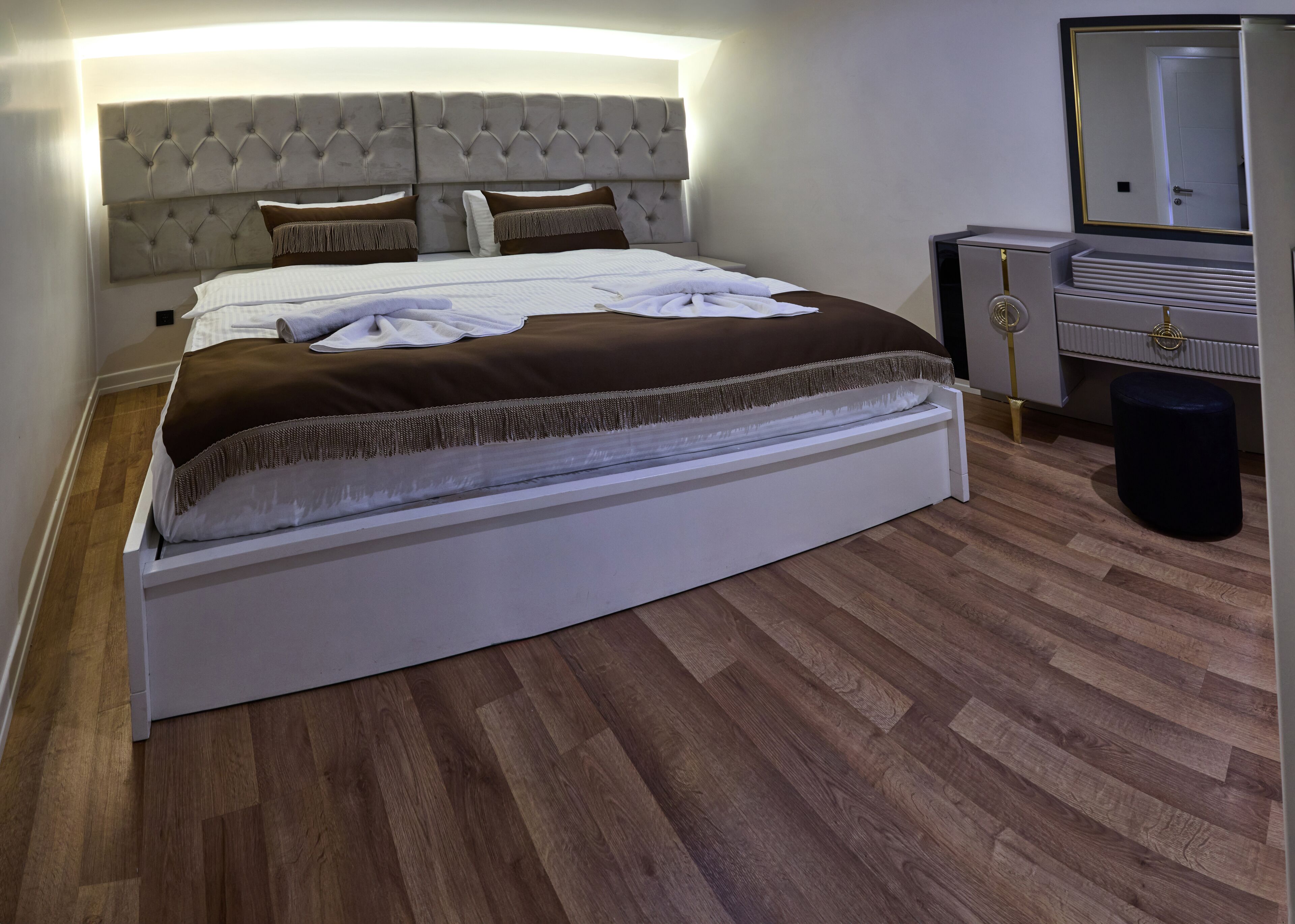 By Aydin Suite Hotel