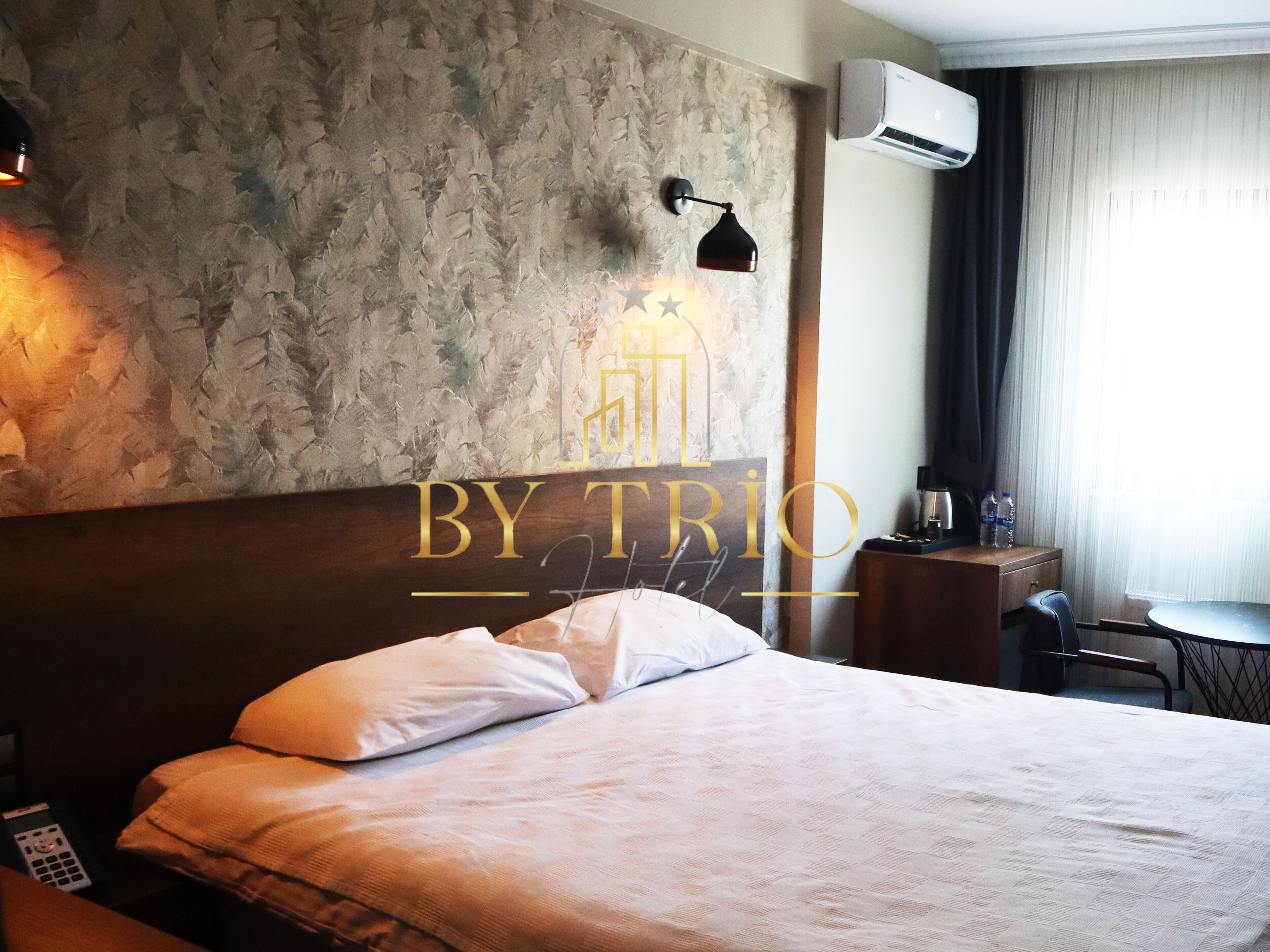 By Trio Hotel