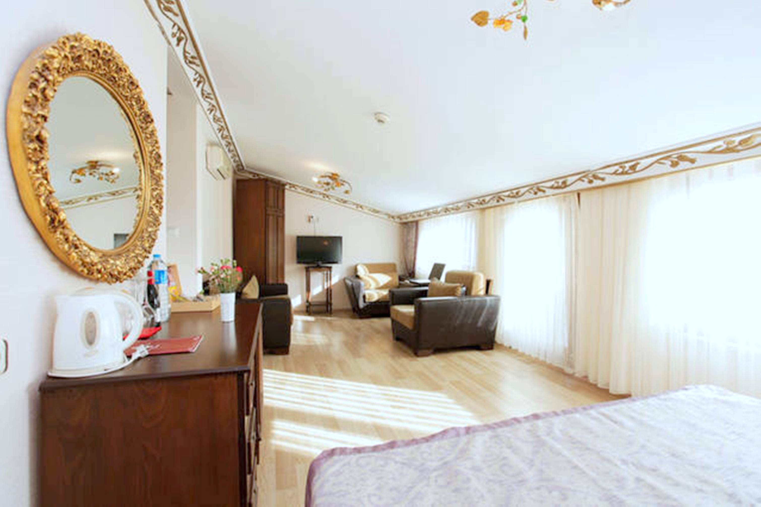 Center Hill Hotel