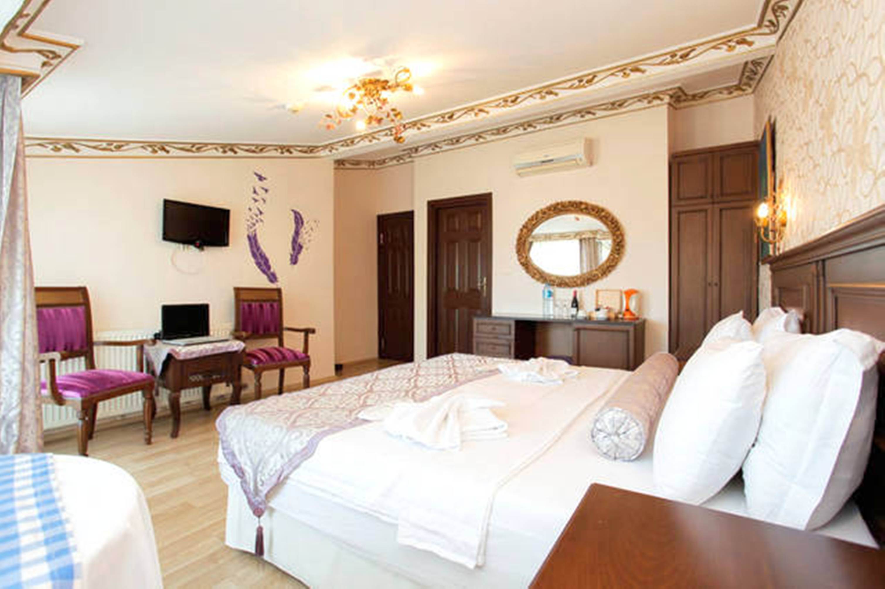 Center Hill Hotel