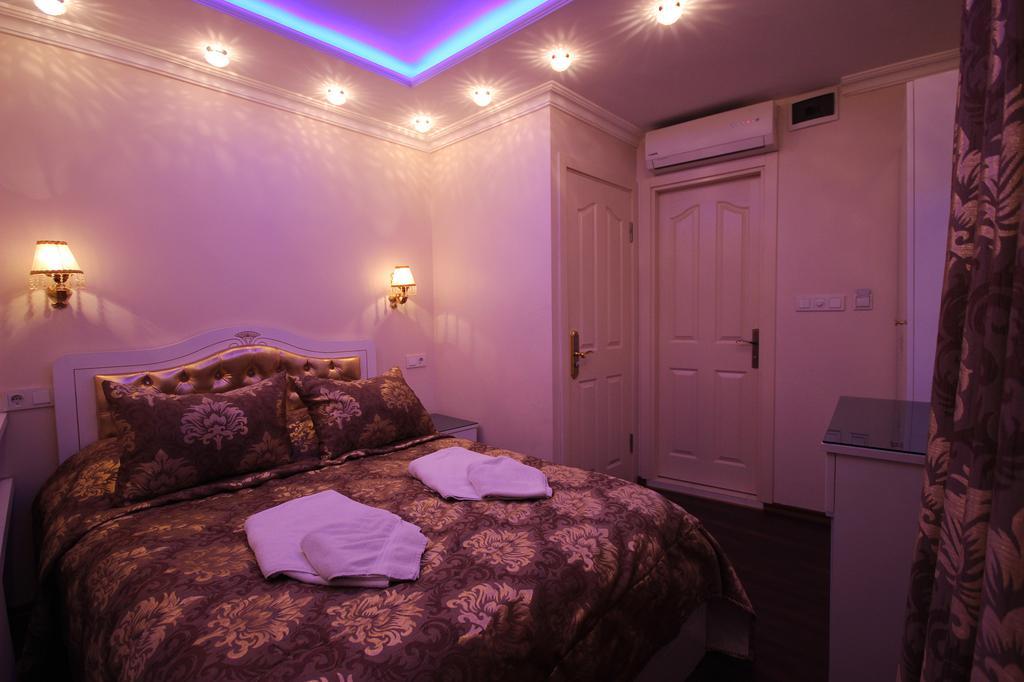 Charm Hotel