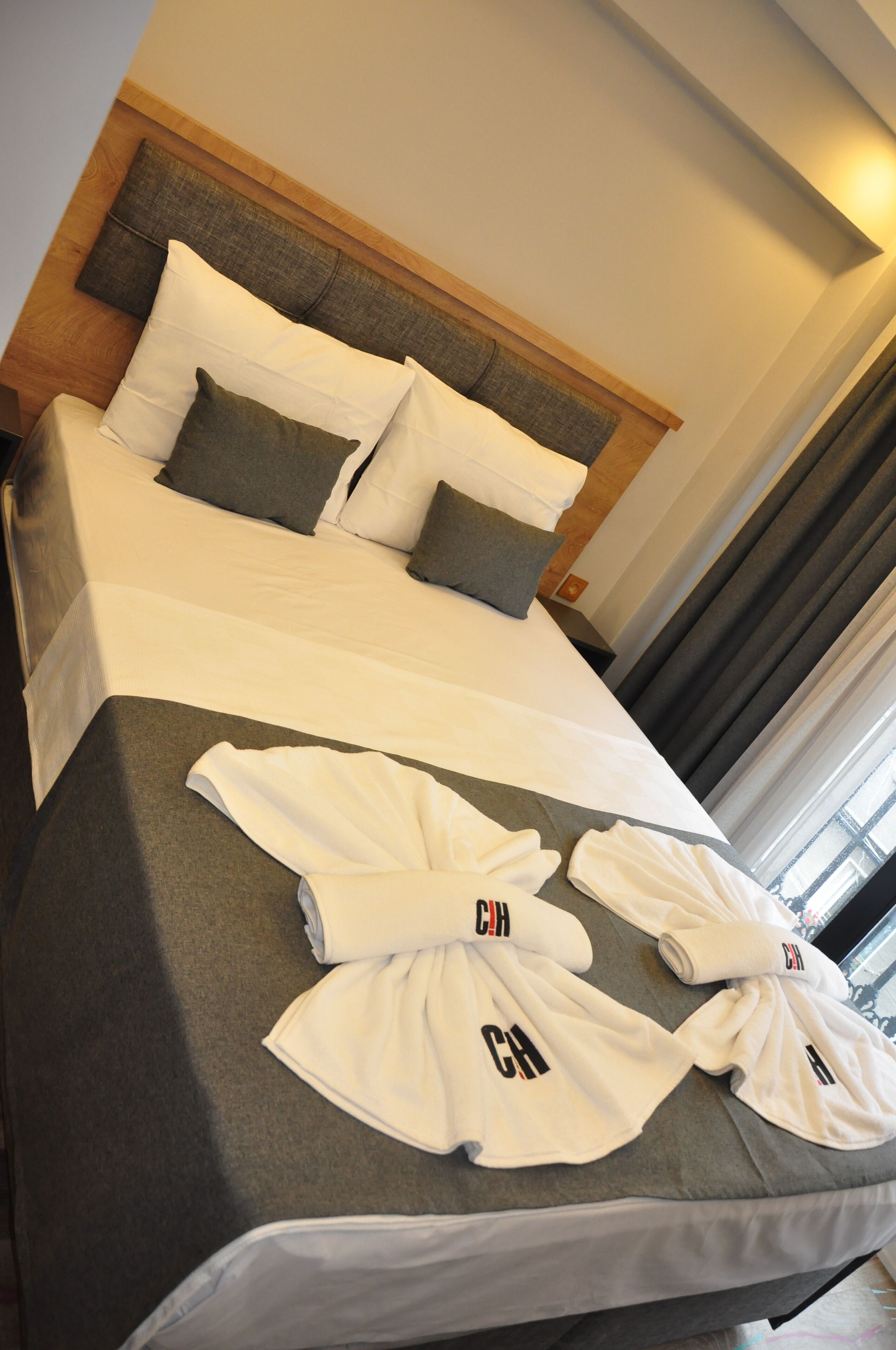 Check In Hotel
