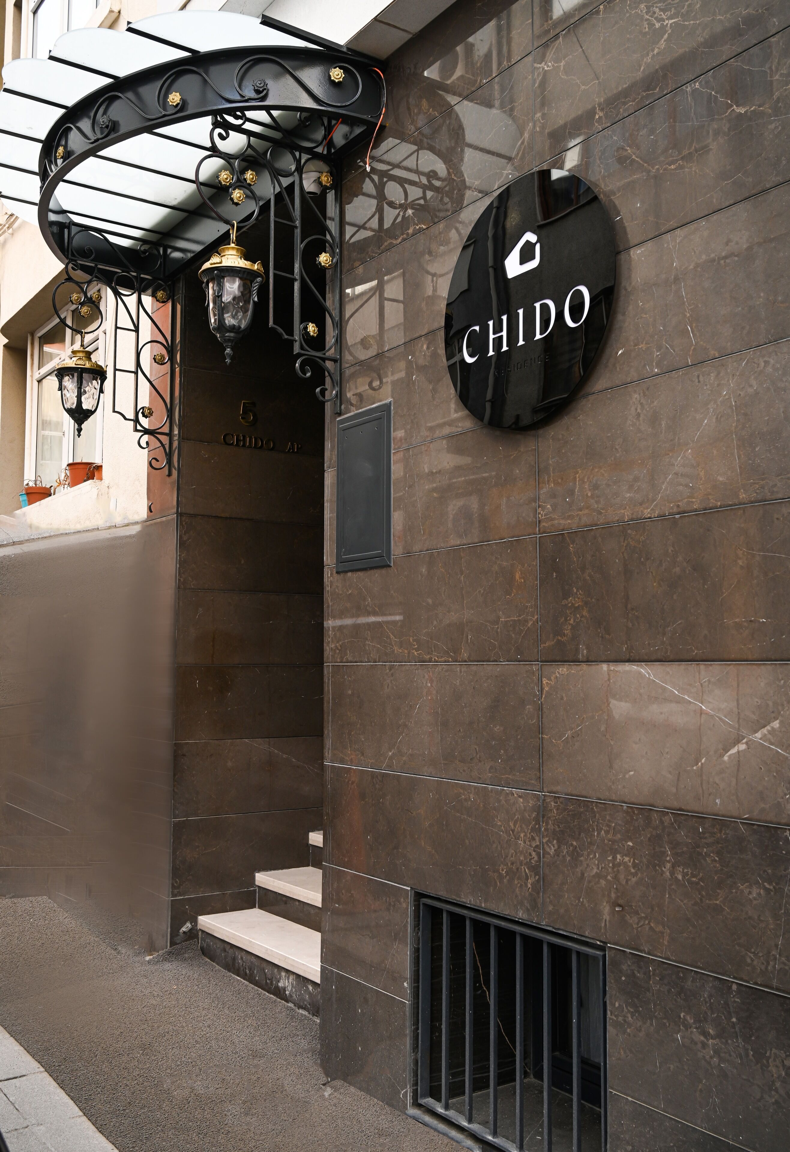 Chido Residence