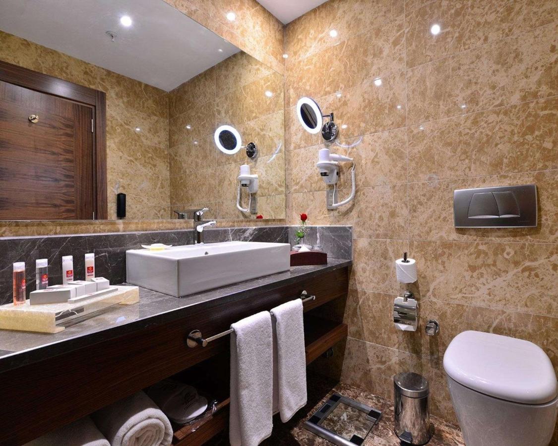 Clarion Hotel Istanbul Mahmutbey