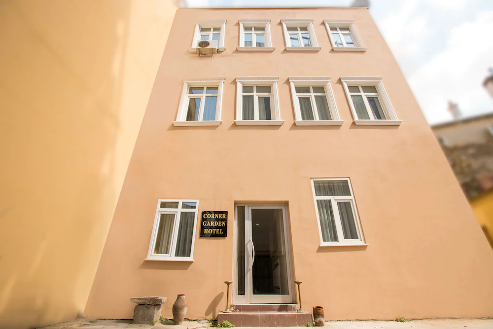 Corner Garden Hotel