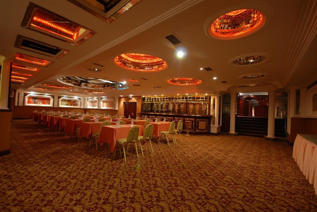 Nova Plaza Crystal Hotel