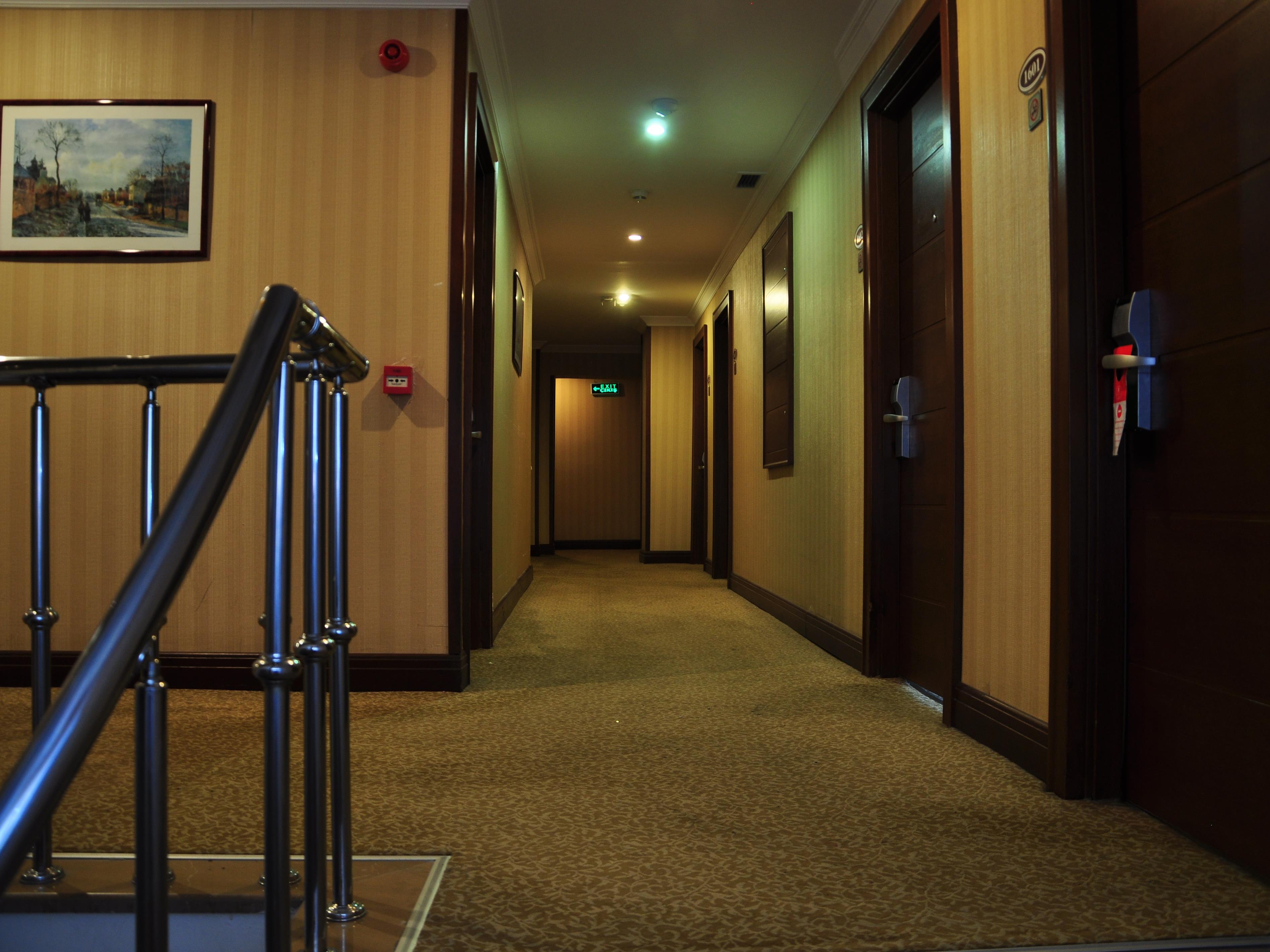 Nova Plaza Crystal Hotel