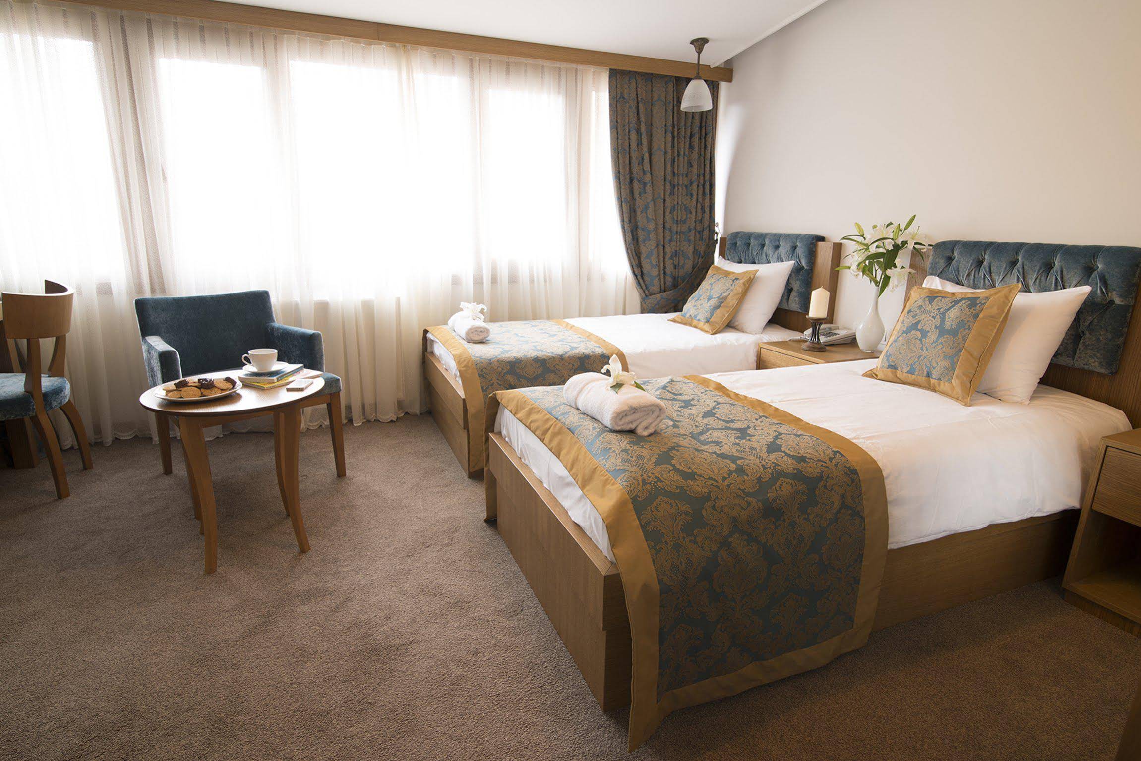 Cumbali Suite