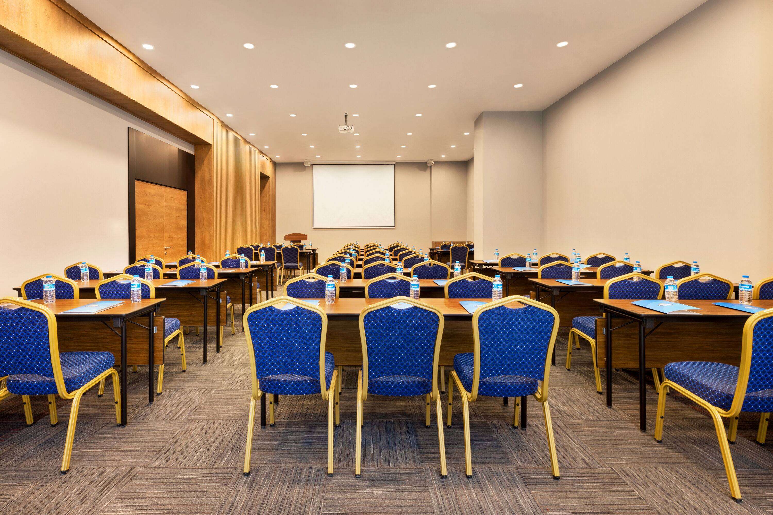 Days Inn & Suites by Wyndham Esenyurt