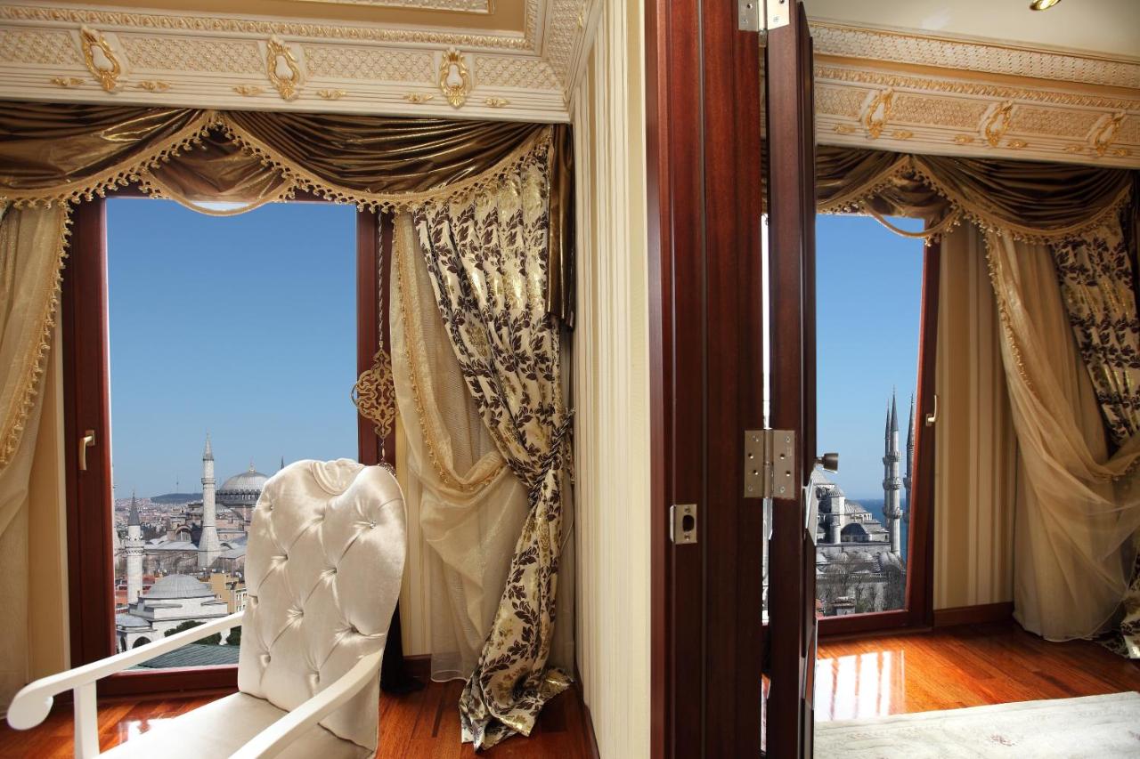 Deluxe Golden Horn