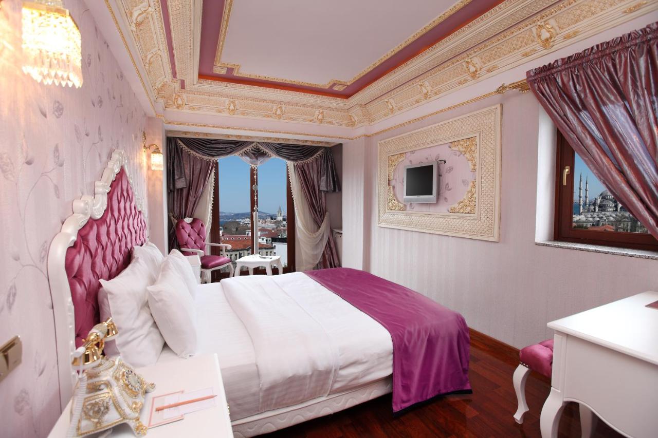 Deluxe Golden Horn