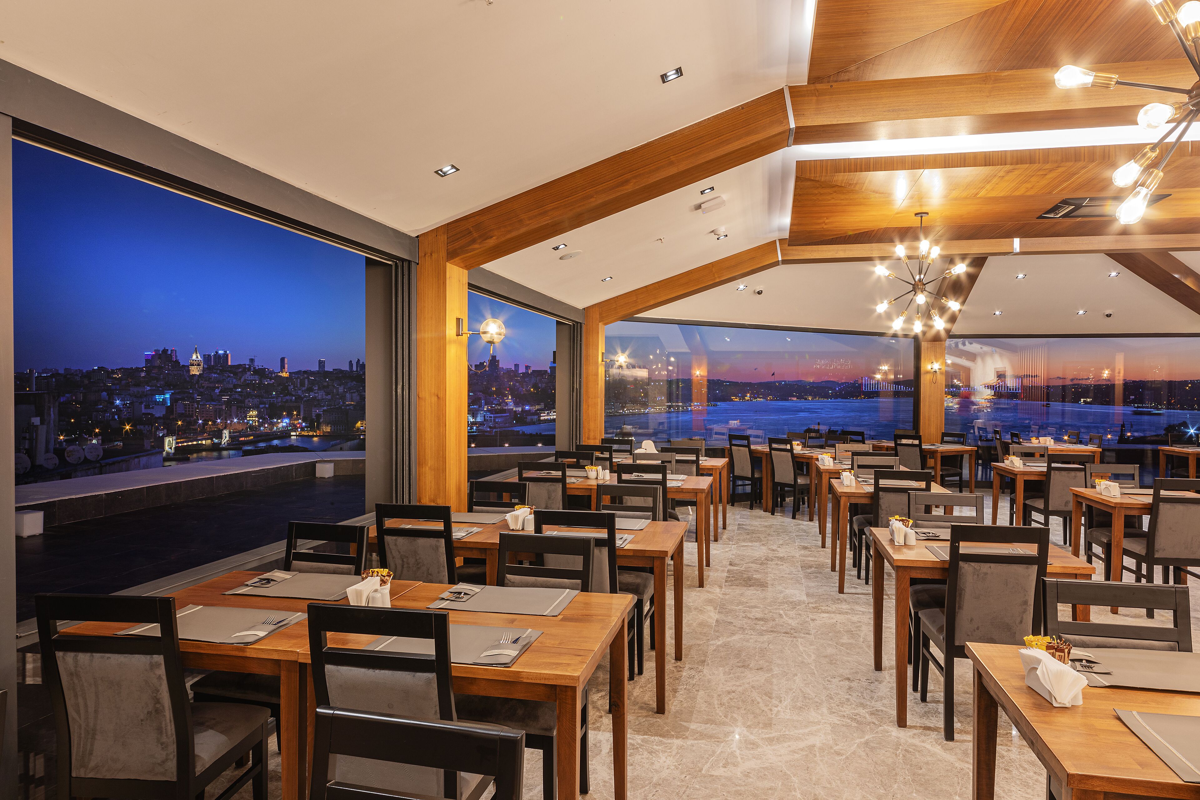 Demiray Hotel