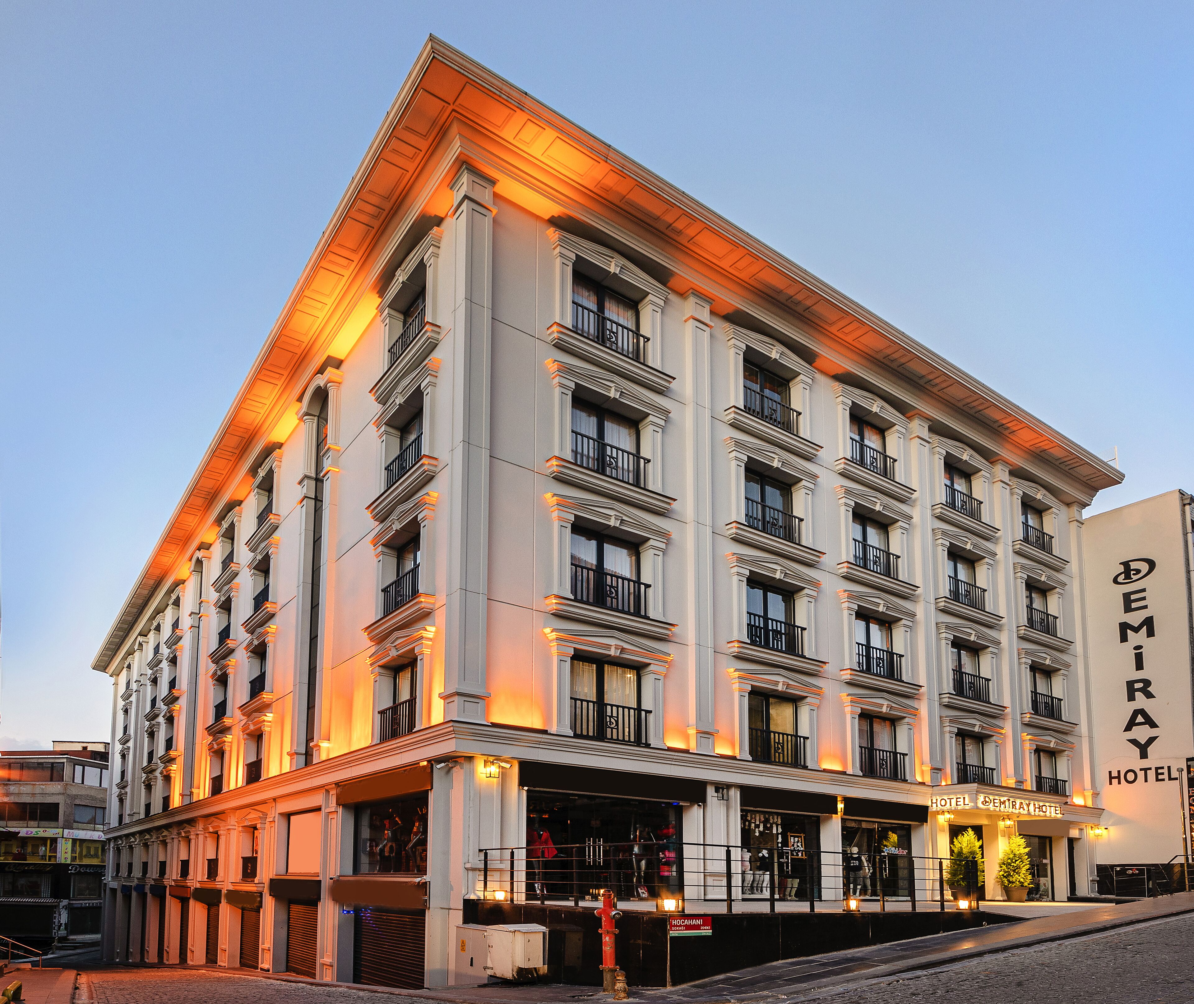 Demiray Hotel