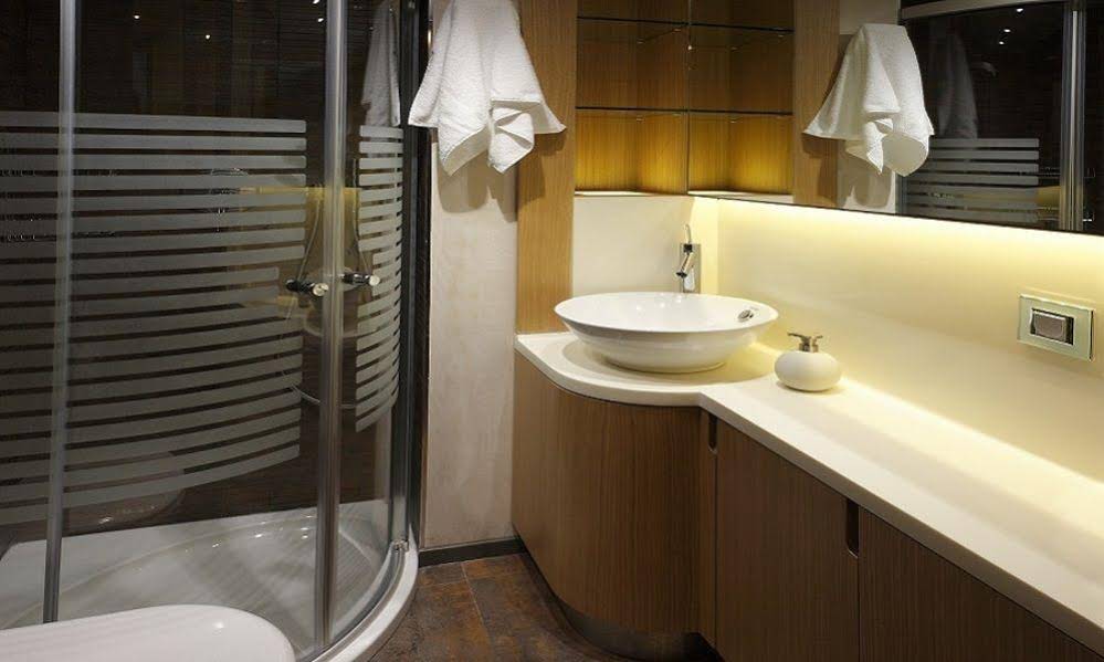 Deris Bosphorus Lodge