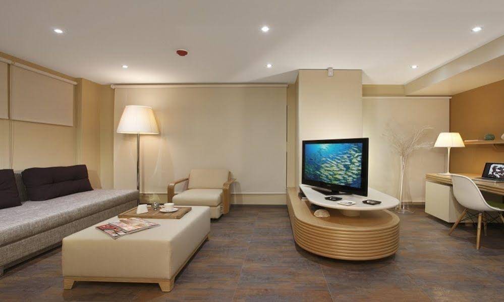 Deris Bosphorus Lodge