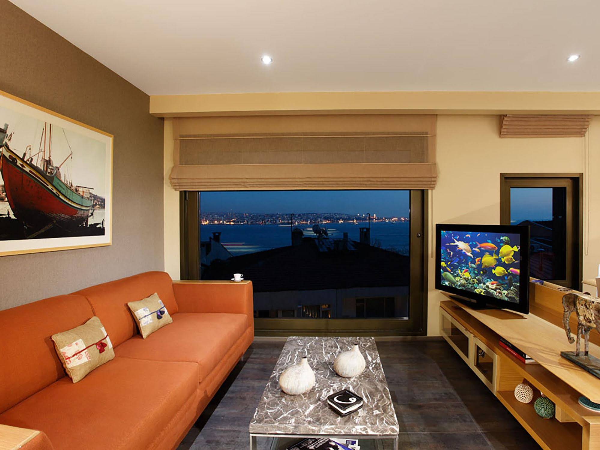 Deris Bosphorus Lodge