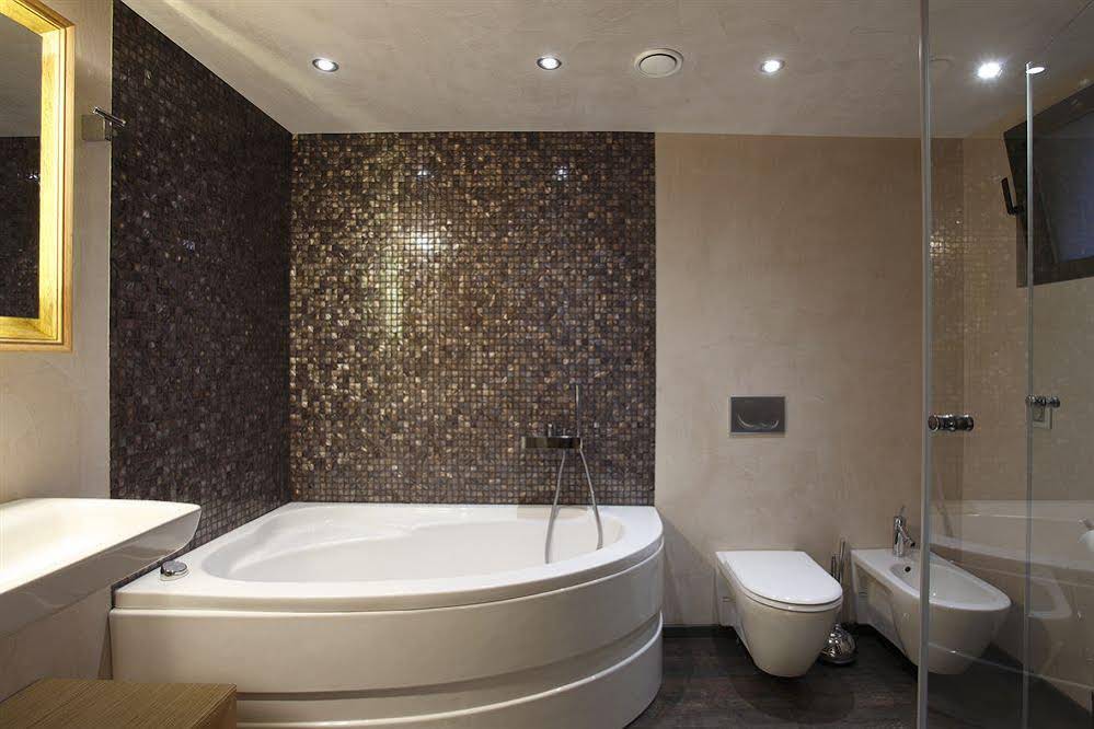 Deris Bosphorus Lodge