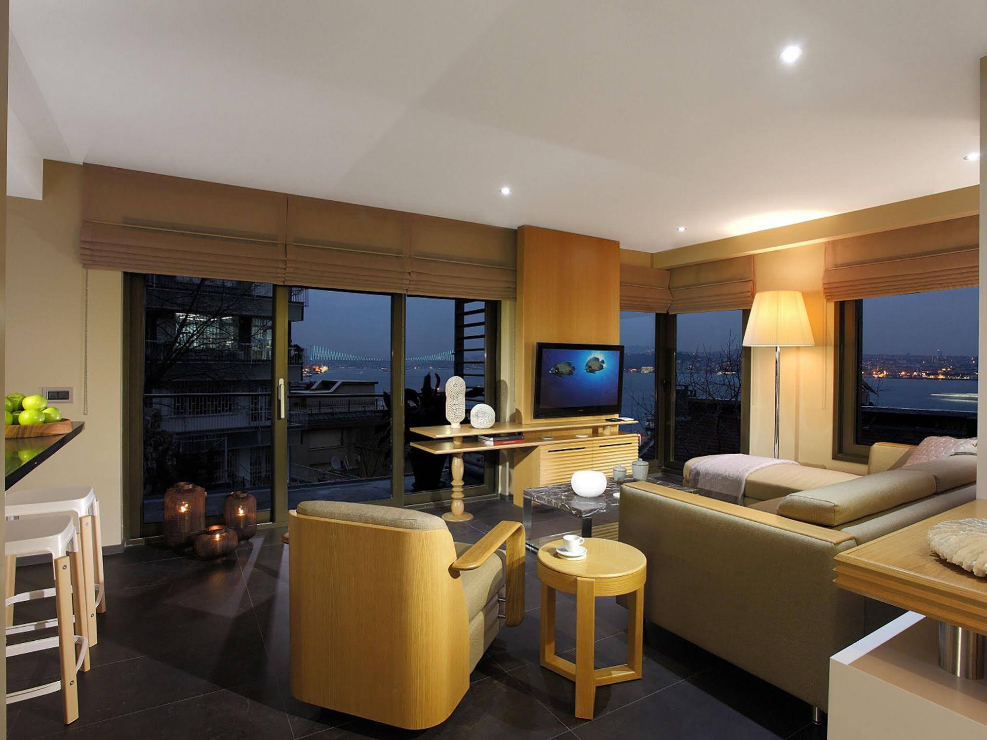 Deris Bosphorus Lodge
