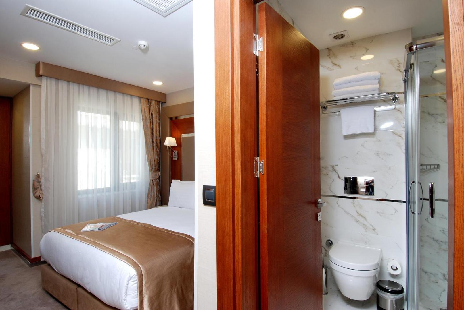 Dosso Dossi Hotels Old City