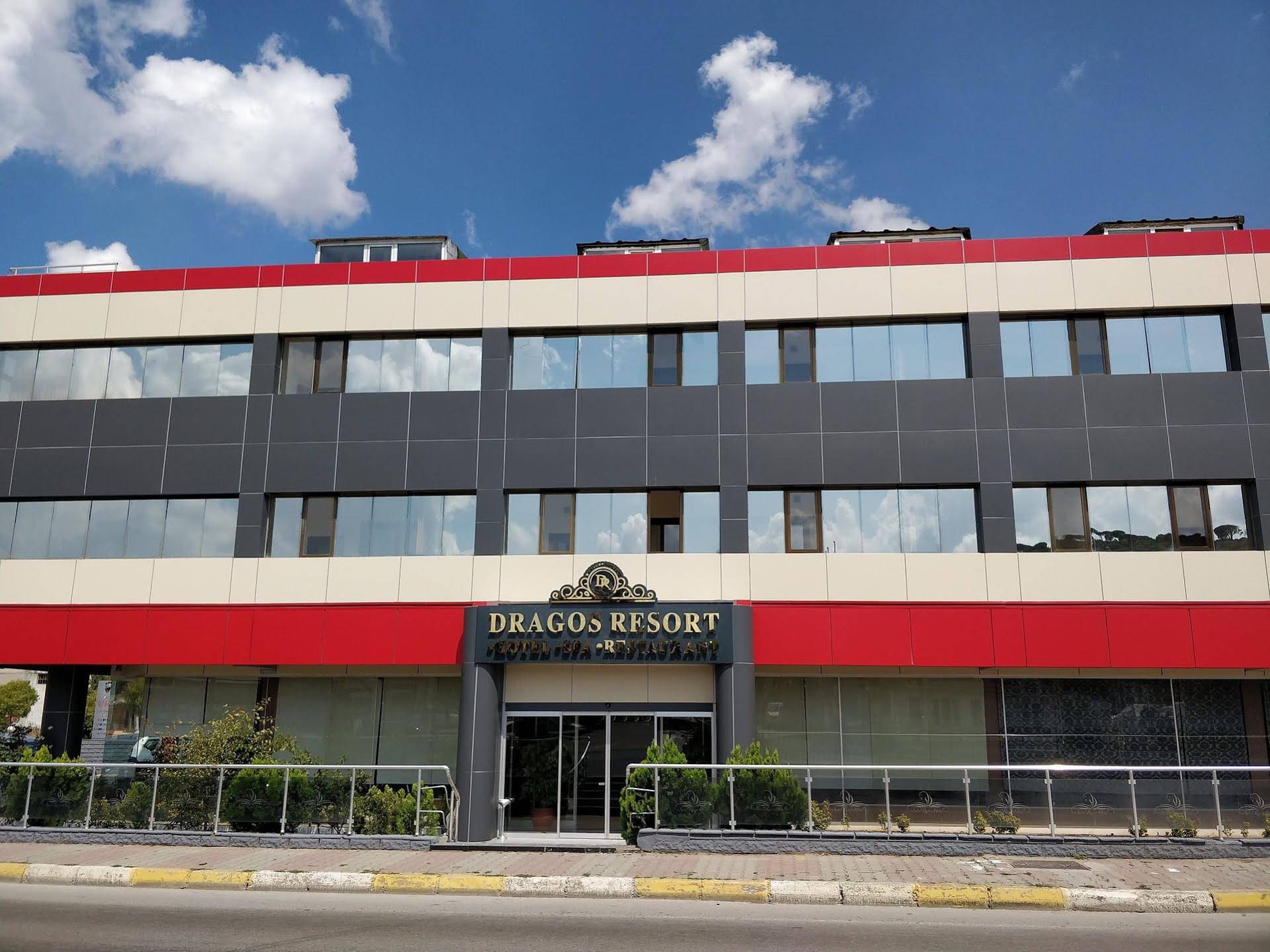 Dragos Resort Hotel Spa Restaurant